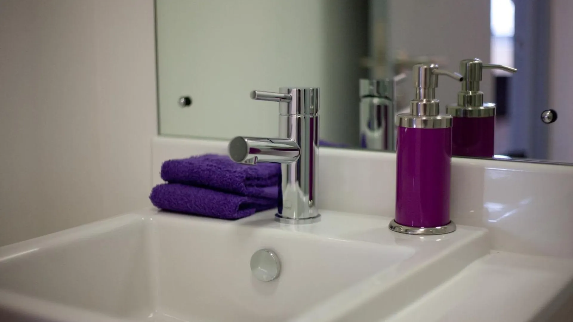For Students Only Your Study Hub In London With Stunning Amenities At Olib 0*,  United Kingdom
