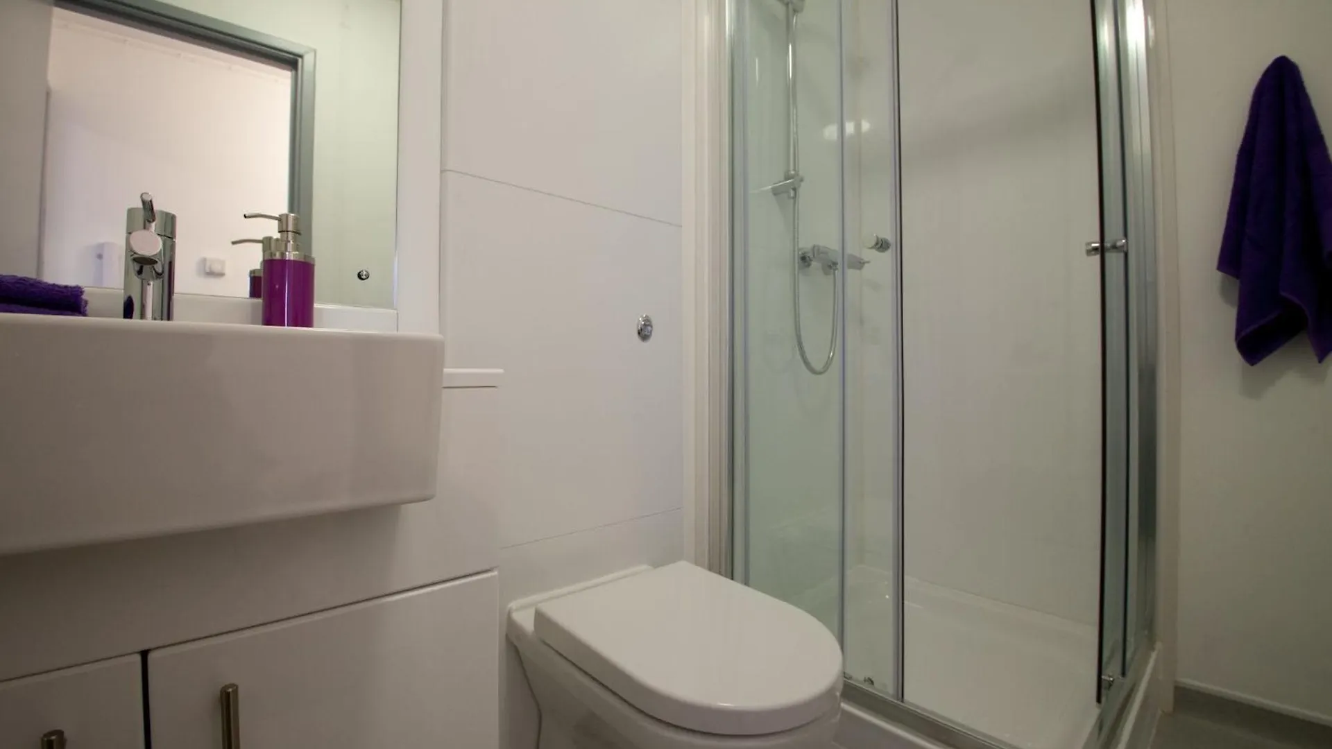 Apartment For Students Only Your Study Hub In London With Stunning Amenities At Olib