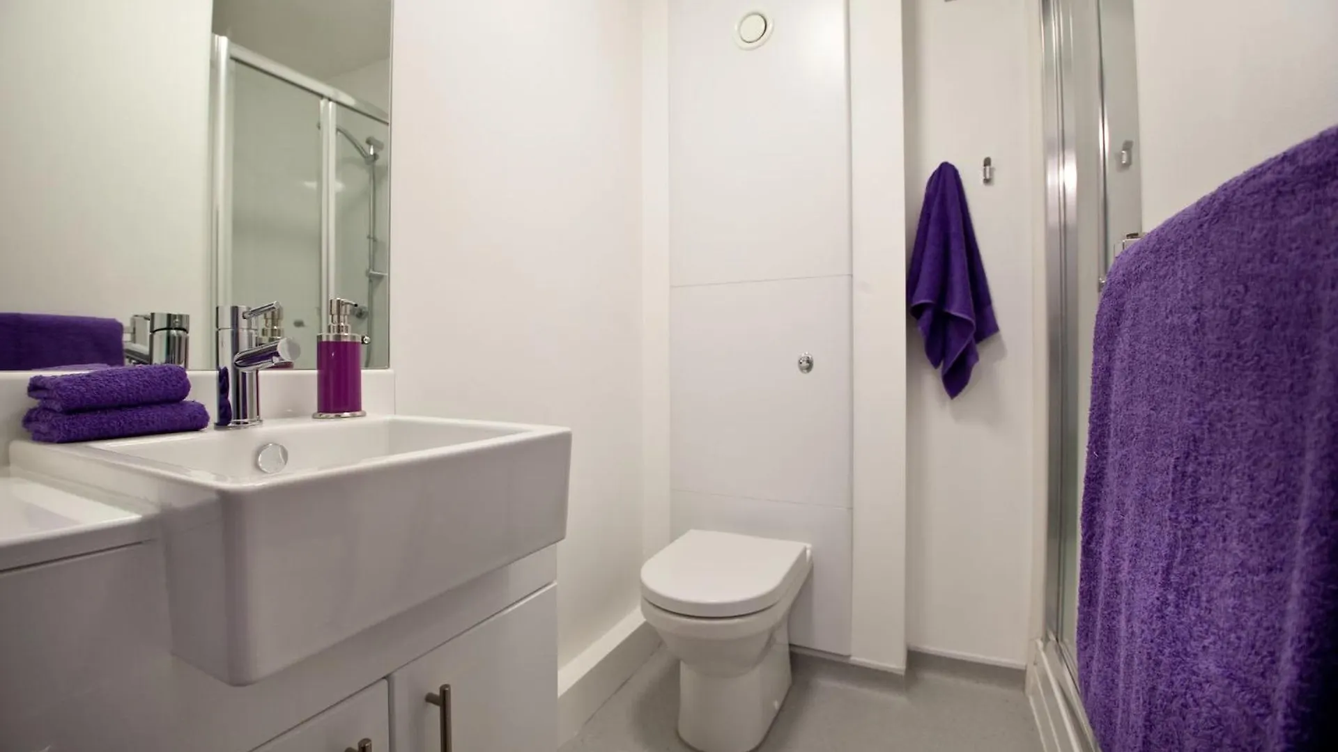 For Students Only Your Study Hub In London With Stunning Amenities At Olib 0*,